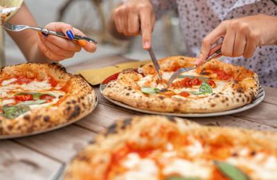 Asking only $1M - Upper East Side Pizzeria-Restaurant - Gross $4.7MM - 30% Seller Financing